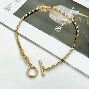 18k Gold New Toggle Minimalist Choker Necklace